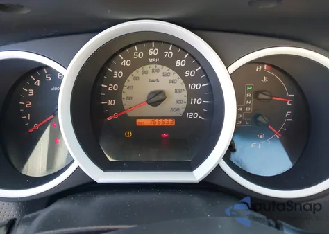 2008 Toyota Tacoma Prerunner V6 z USA, uszkodzony, nr VIN 5TEKU72N48Z506652